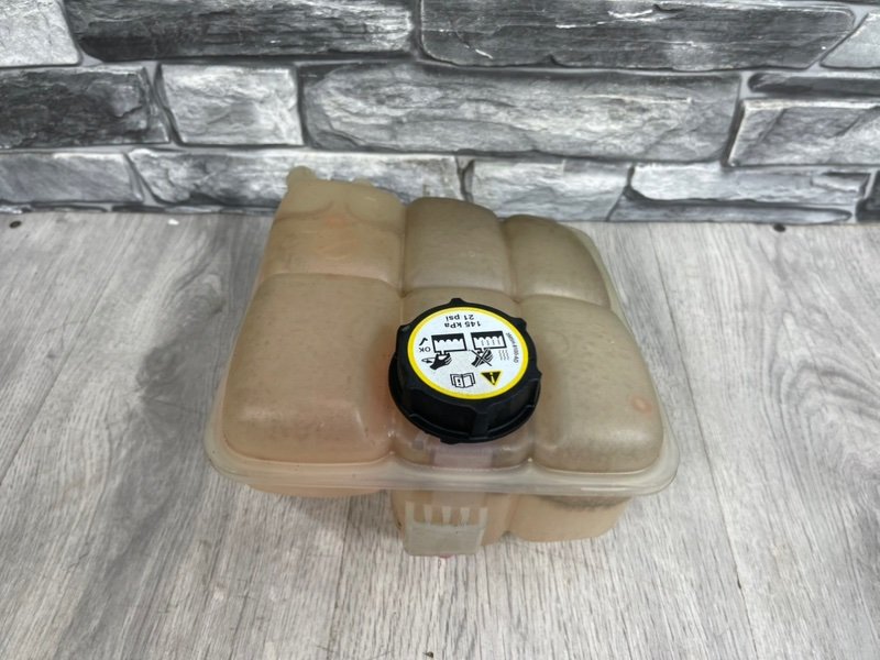 Бачок расширительный, 1200 рублей, Москва