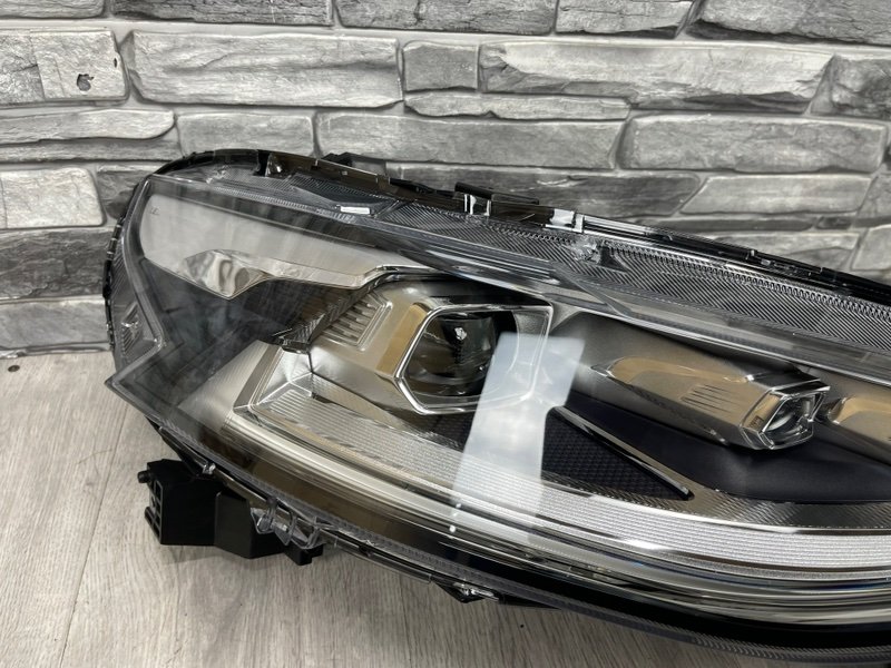 Фара правая, 10000 рублей, Москва