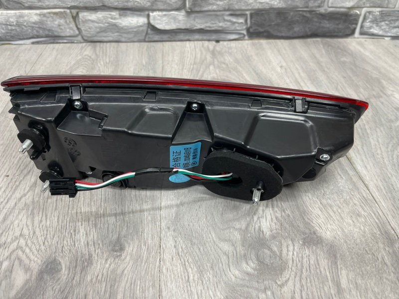 Фонарь задний правый, 7000 рублей, Москва