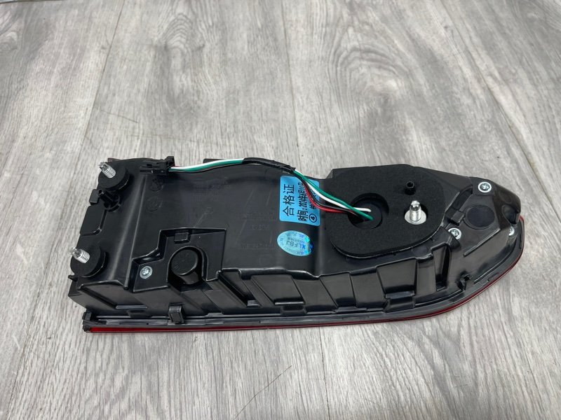 Фонарь задний правый, 7000 рублей, Москва