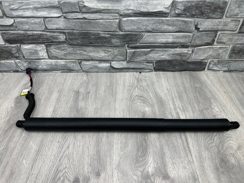 Амортизатор двери багажника, 9000 рублей, Москва