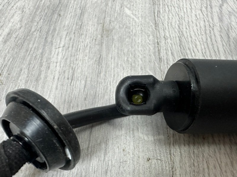 Амортизатор двери багажника, 9000 рублей, Москва