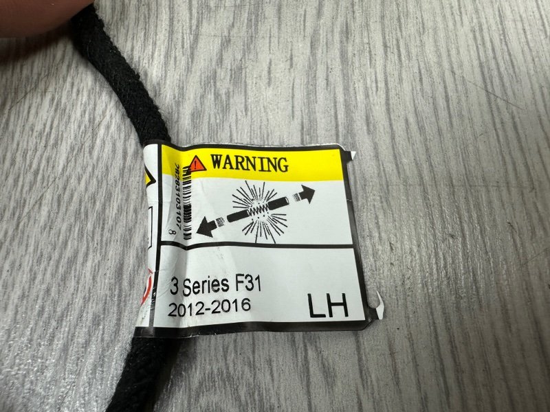 Амортизатор двери багажника, 10000 рублей, Москва