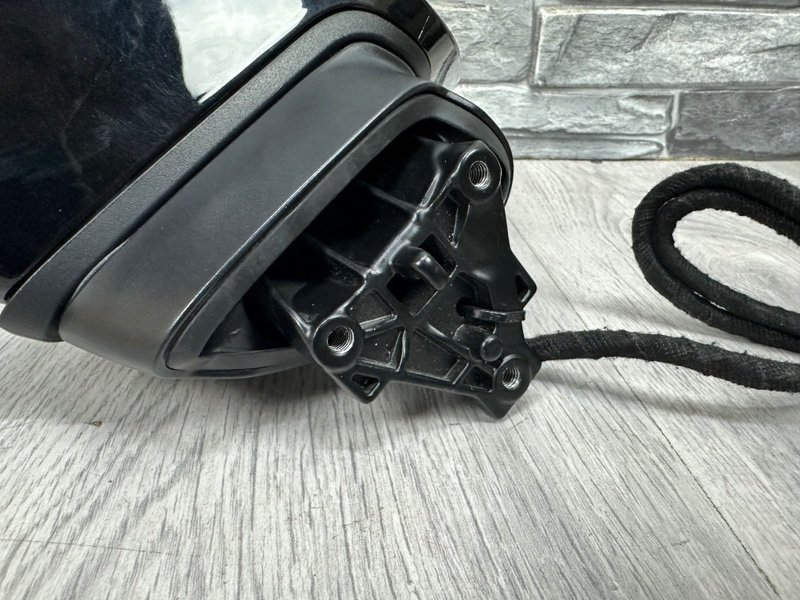 Зеркало правое, 15000 рублей, Москва