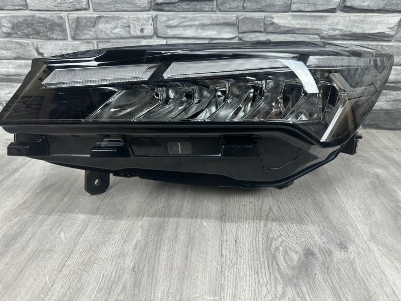 Фара левая, 34000 рублей, Москва