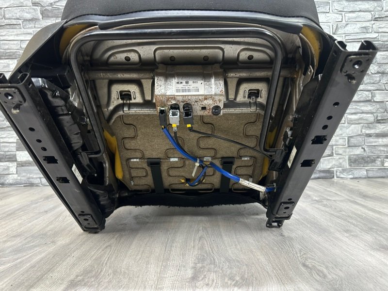 Сиденье переднее правое, 6000 рублей, Москва