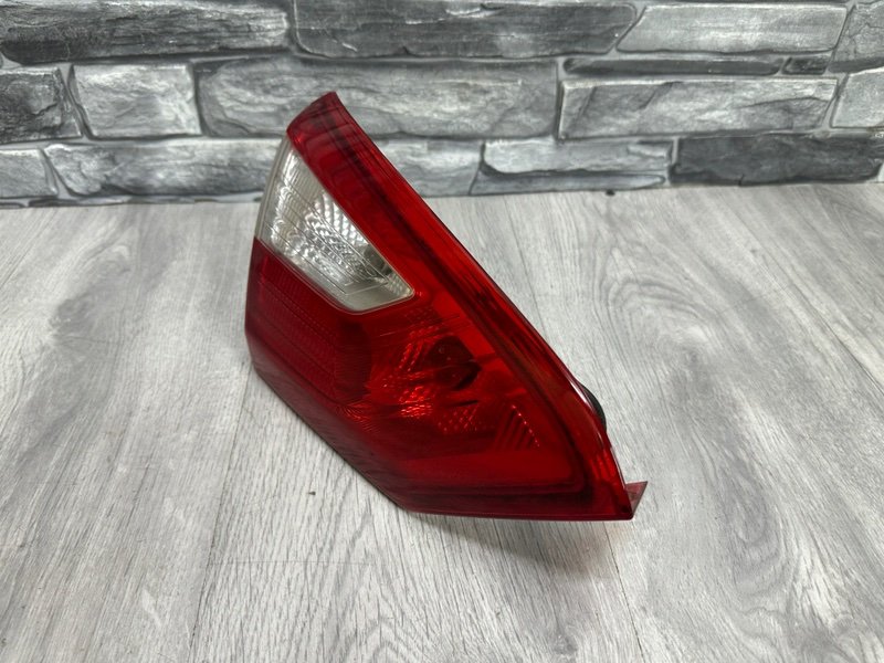 Фонарь задний левый, 4000 рублей, Москва