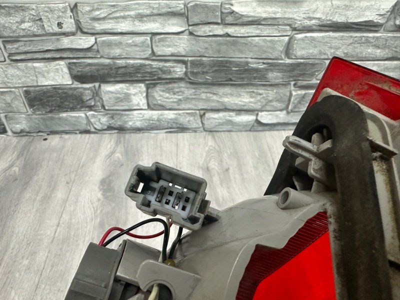 Фонарь задний левый, 4000 рублей, Москва