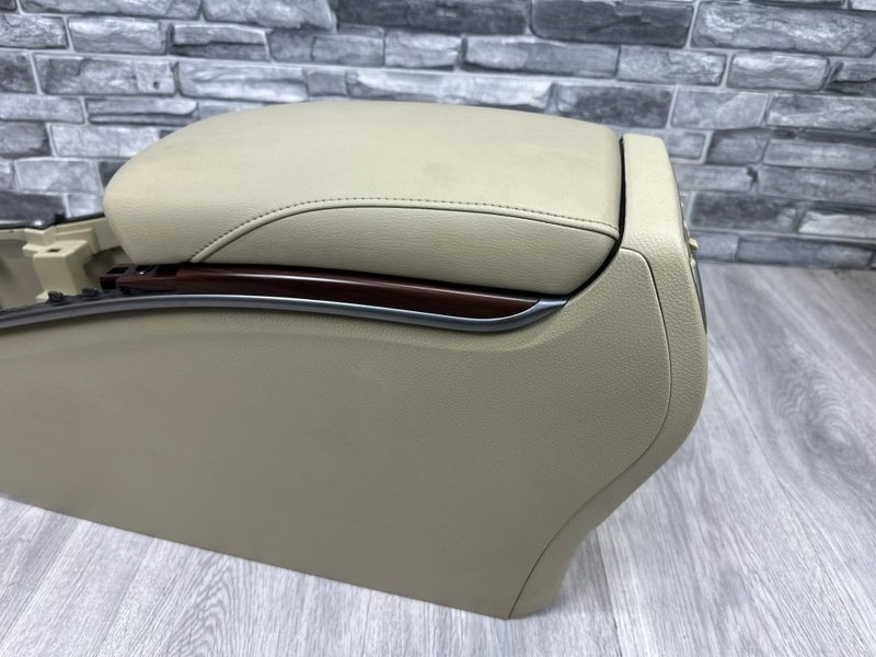 Подлокотник, 5000 рублей, Москва