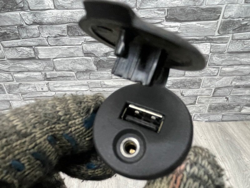 Разъем (USB/AUX), 2000 рублей, Москва