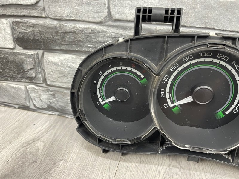 Панель приборов, 2500 рублей, Москва