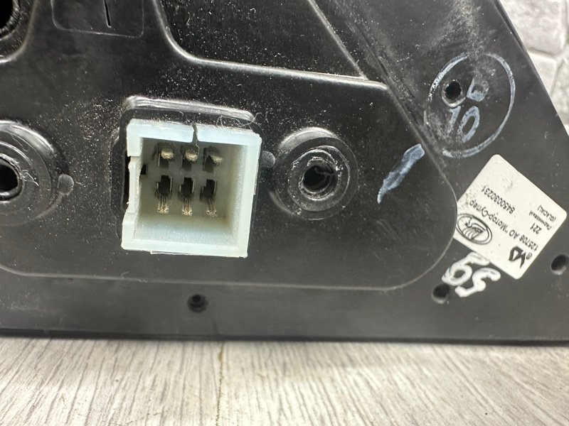 Зеркало левое, 3000 рублей, Москва