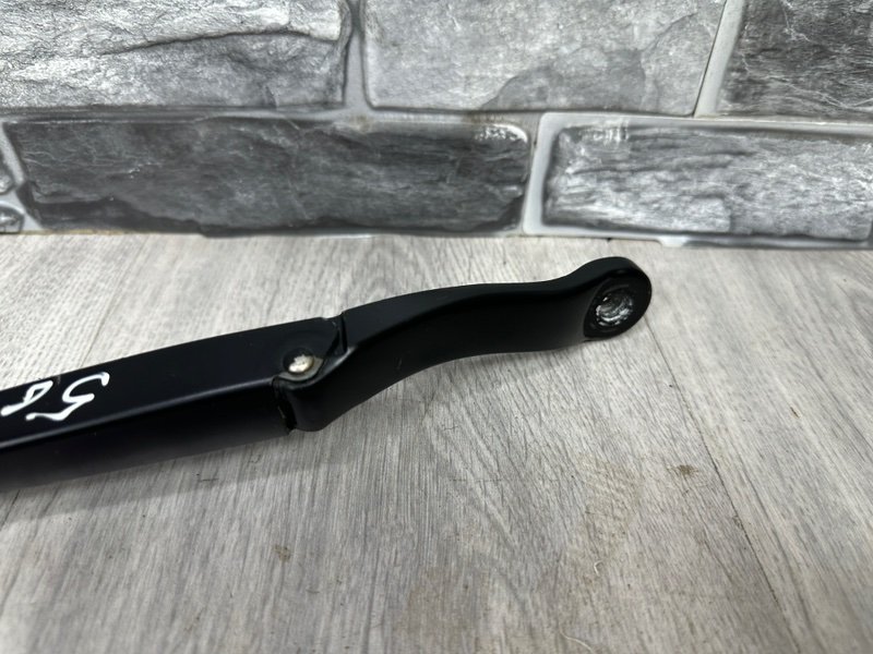 Поводок стеклоочистителя передний, 1000 рублей, Москва