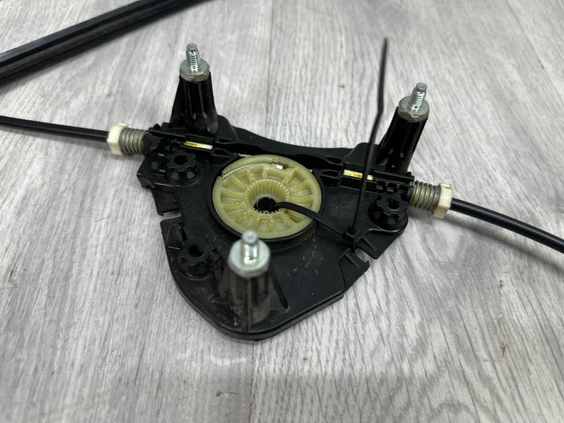 Стеклоподъемник передний, 1200 рублей, Москва