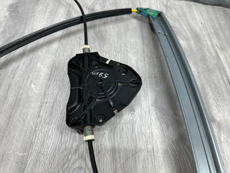 Стеклоподъемник передний, 1200 рублей, Москва