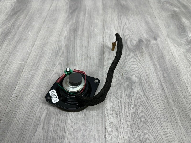 Динамик, 1000 рублей, Москва