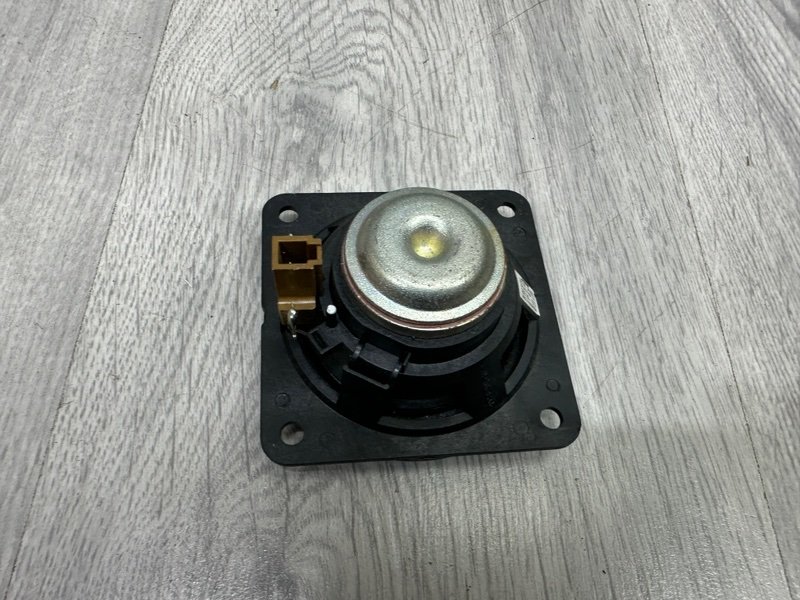 Динамик, 1000 рублей, Москва