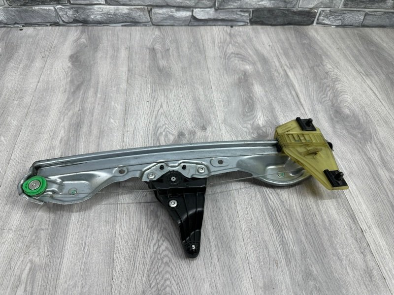 Стеклоподъемник передний, 2000 рублей, Москва