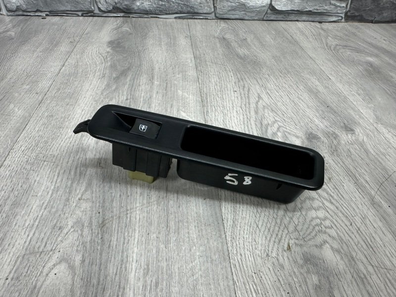 Кнопка стеклоподъемника, 500 рублей, Москва