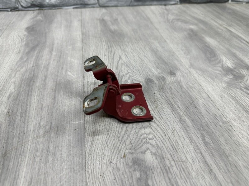 Петля двери, Москва