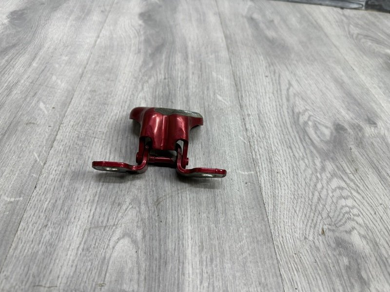 Петля двери, Москва