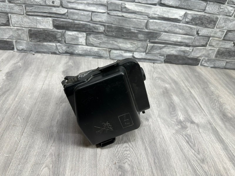 Корпус блока предохранителей, 2500 рублей, Москва