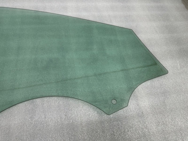 Стекло двери передней левой, 1000 рублей, Москва