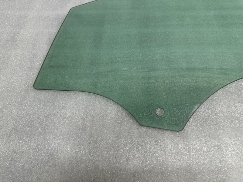 Стекло двери передней левой, 1000 рублей, Москва