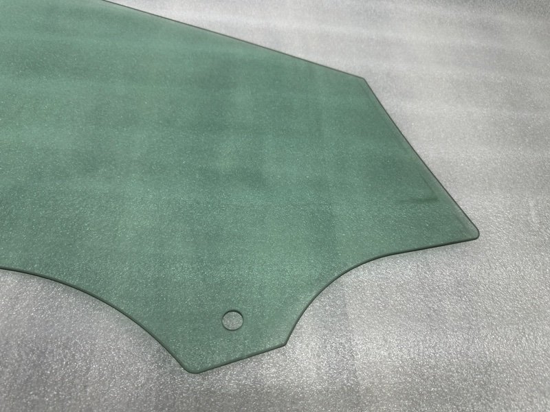 Стекло двери передней левой, 1000 рублей, Москва