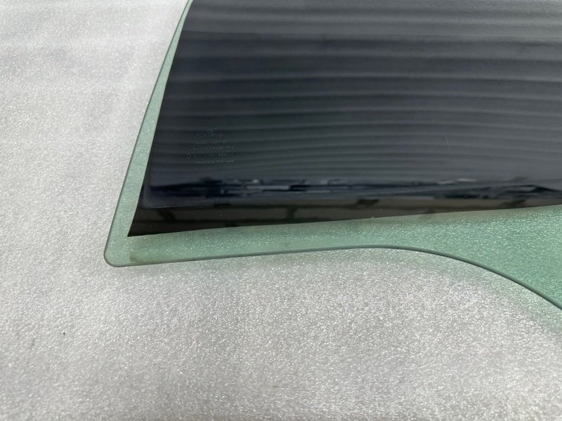 Стекло двери задней левой, 1000 рублей, Москва