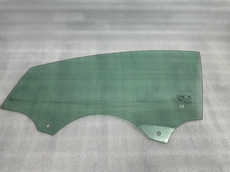 Стекло двери передней левой, 1100 рублей, Москва