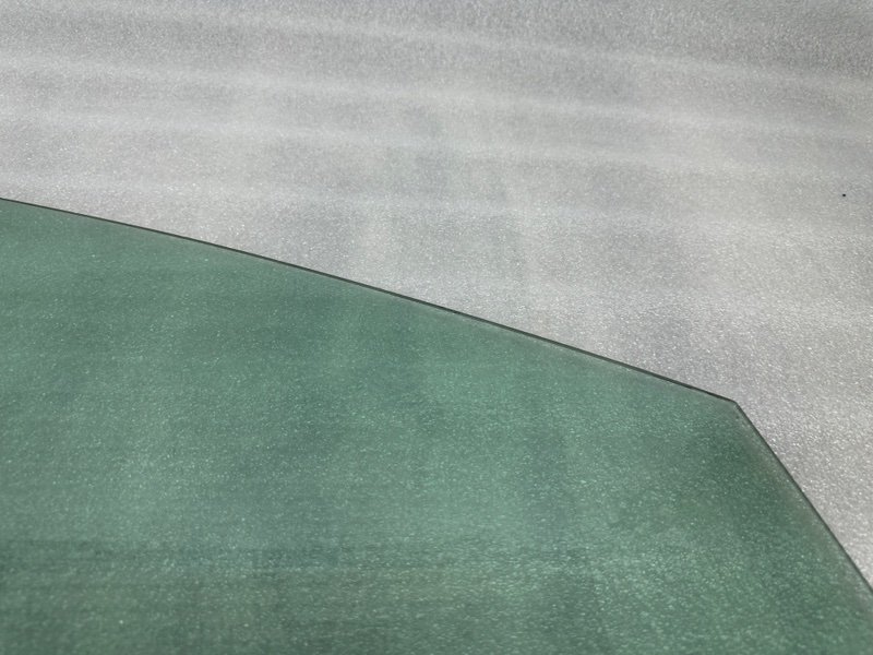 Стекло двери передней правой, 1000 рублей, Москва