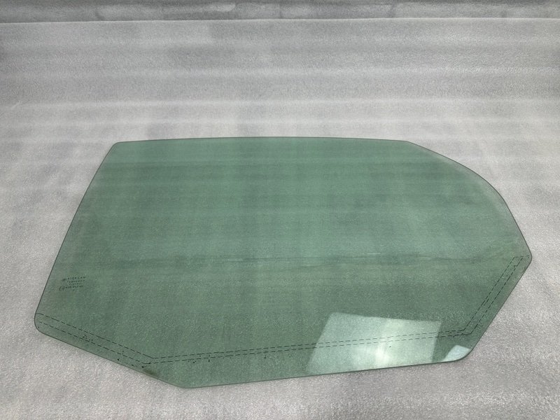 Стекло двери задней левой, 2000 рублей, Москва