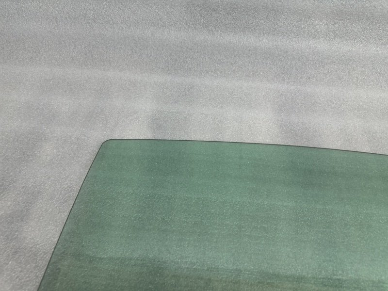 Стекло двери задней левой, 2000 рублей, Москва