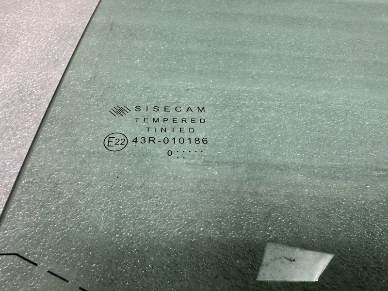Стекло двери задней левой, 2100 рублей, Москва