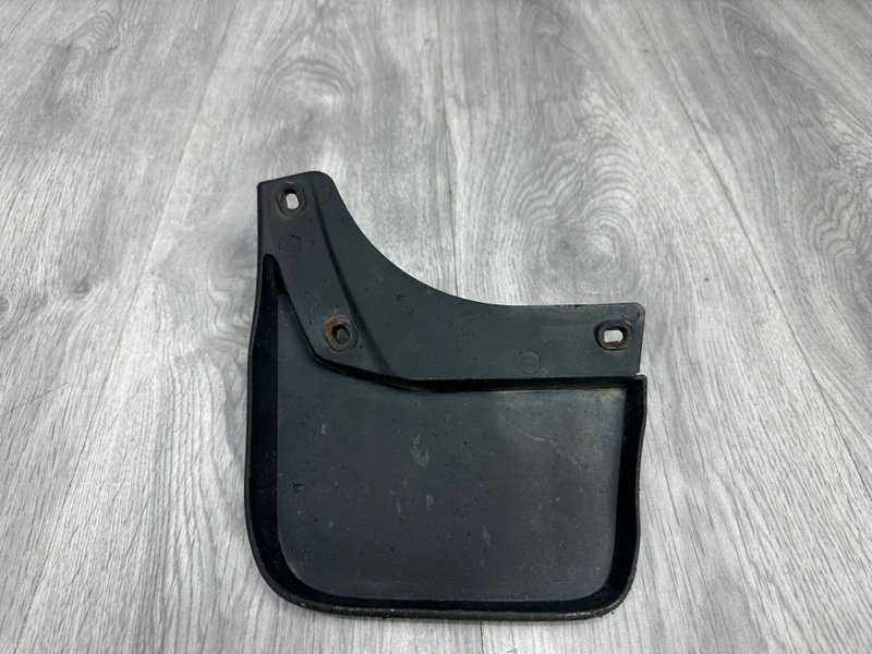 Брызговик, 1000 рублей, Москва