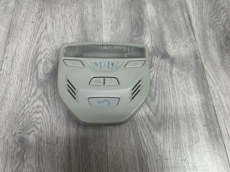 Плафон салонный, 1600 рублей, Москва