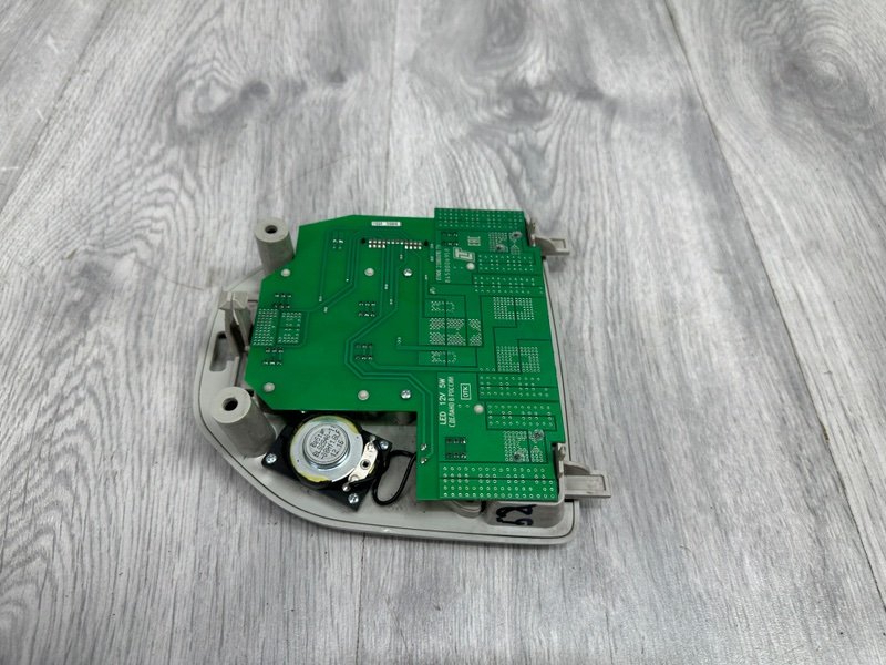 Плафон салонный, 1600 рублей, Москва