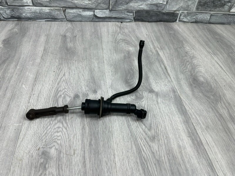 Главный цилиндр сцепления, 1000 рублей, Москва