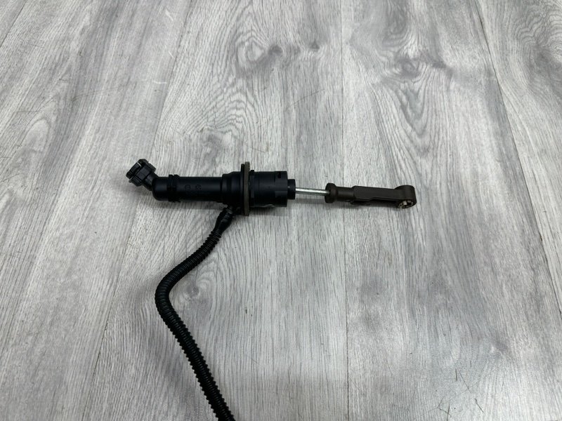 Главный цилиндр сцепления, 1000 рублей, Москва