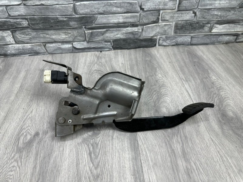 Педаль тормоза, 1100 рублей, Москва