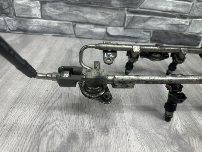 Топливная рейка, 3000 рублей, Москва