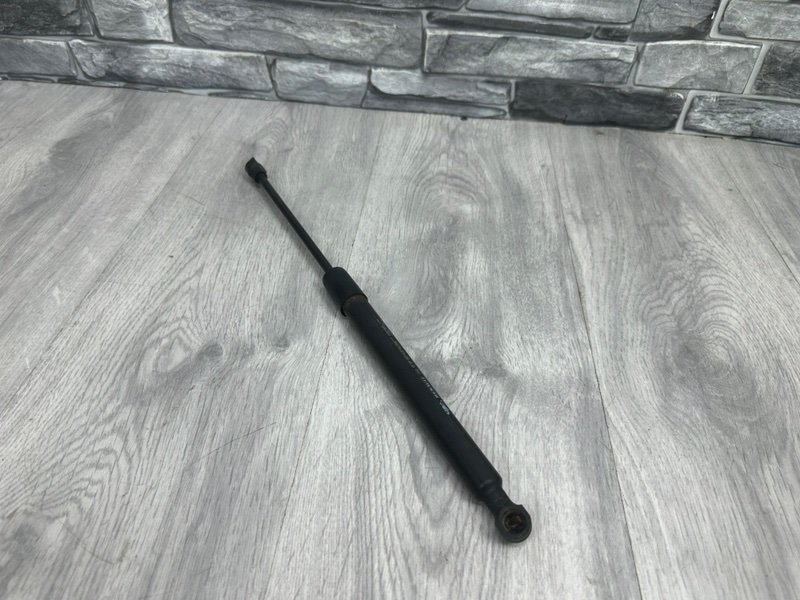 Амортизатор двери багажника, 600 рублей, Москва