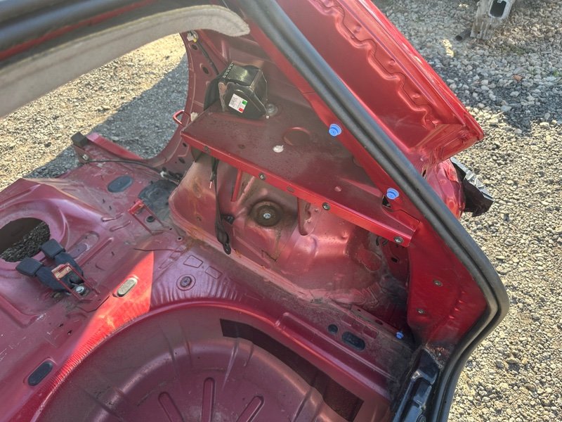 Крыло заднее правое, 15000 рублей, Москва