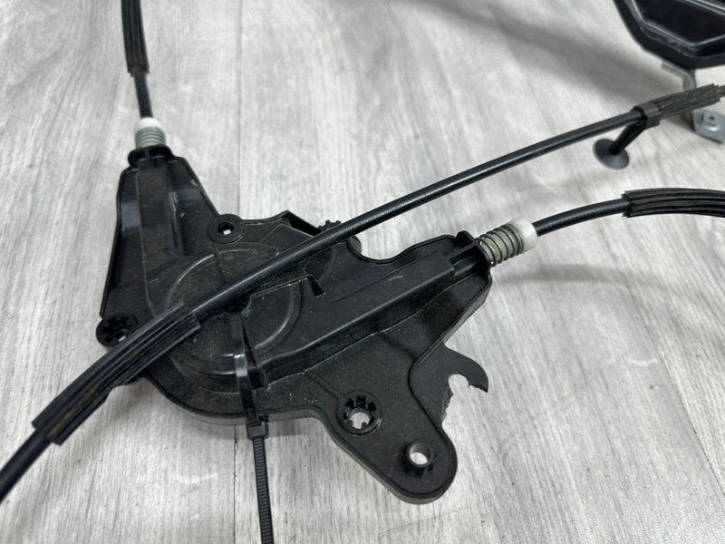 Стеклоподъемник передний, 2000 рублей, Москва