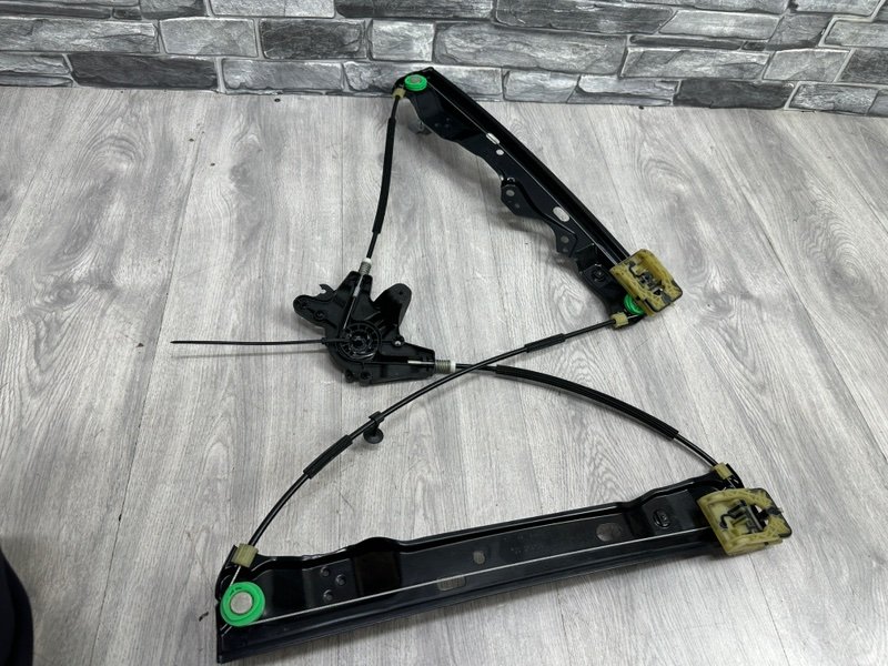 Стеклоподъемник передний, 2000 рублей, Москва