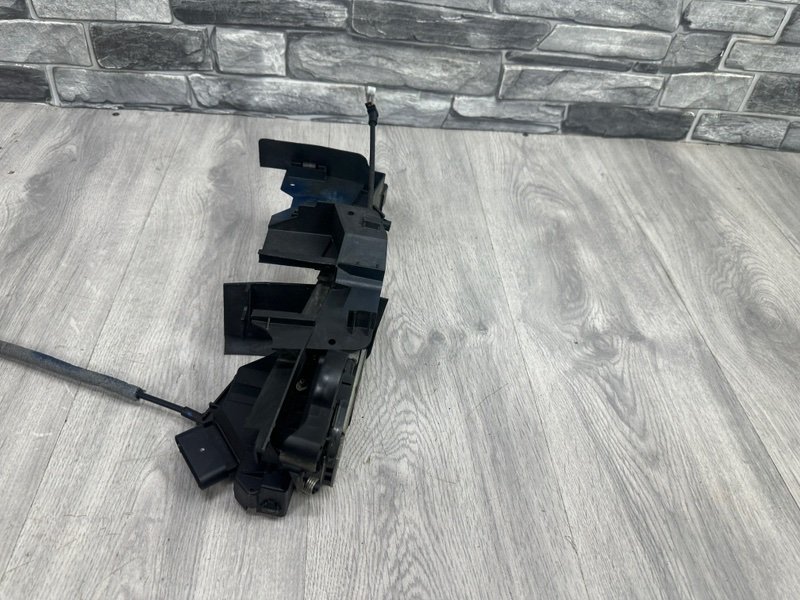 Замок двери передней левой, 2500 рублей, Москва