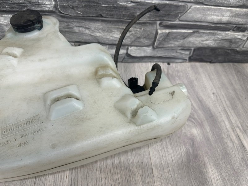 Бачок омывателя лобового стекла, 1000 рублей, Москва