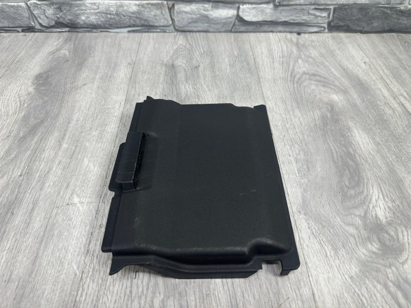 Крышка аккумулятора, 500 рублей, Москва