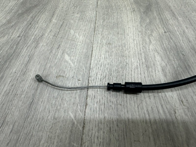 Трос замка капота, 1000 рублей, Москва